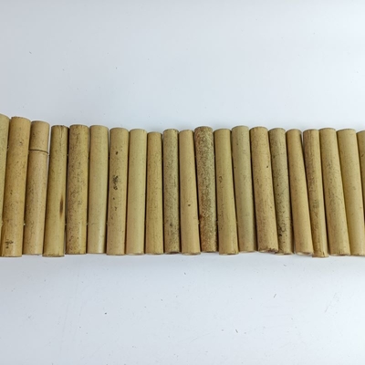 حصار حاشیه ای لبه دار بامبو عصایی 20x100 سانتی متر برای تزئین بالکن باغ کوچک