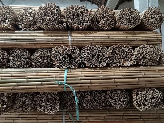 آلاچیق های بامبو خام دکوراتیو دوستانه با محیط زیست0.8 سانتي متر × 100 سانتي متر طول